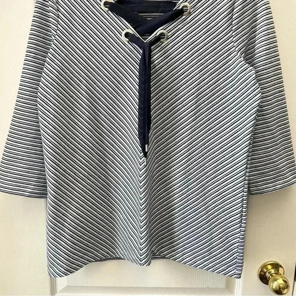 Northern Reflections Top  V-Neck Nautical Tie Front Blue White Stripes Medium - Picture 6 of 15